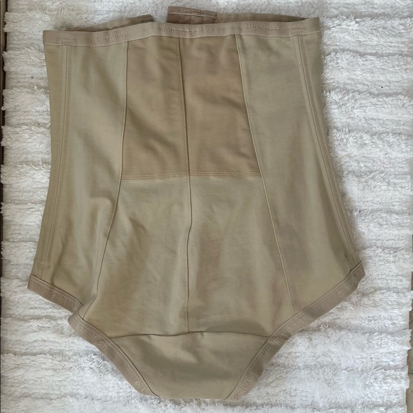 NIB Bellefit Postpartum Girdle Corsett - L - Picture 6 of 10